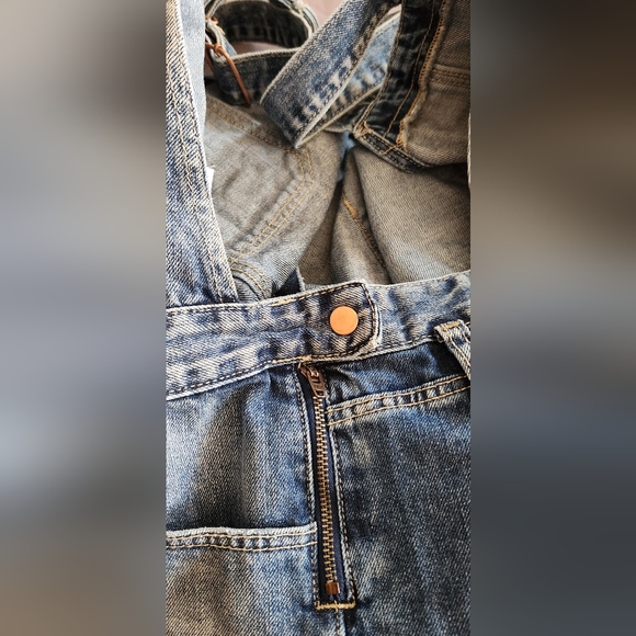 Zara Overalls TRF Blue Denim Womens Shorts Size L With Zipper On The Side - Picture 12 of 16